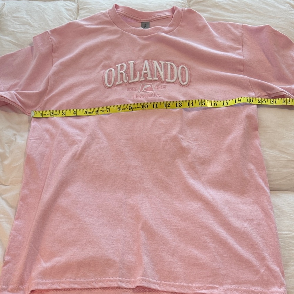 Light Pink Orlando Graphic T-Shirt Medium